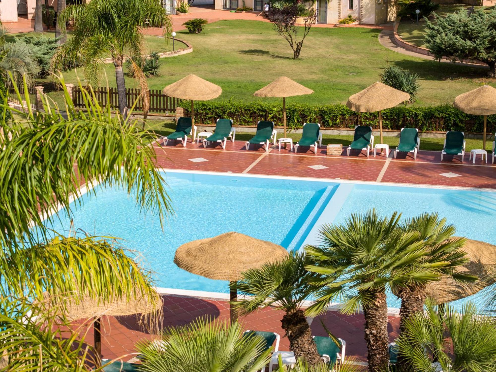 Baia Delle Palme Beach Санта-Маргерита-ді-Пула Екстер'єр фото